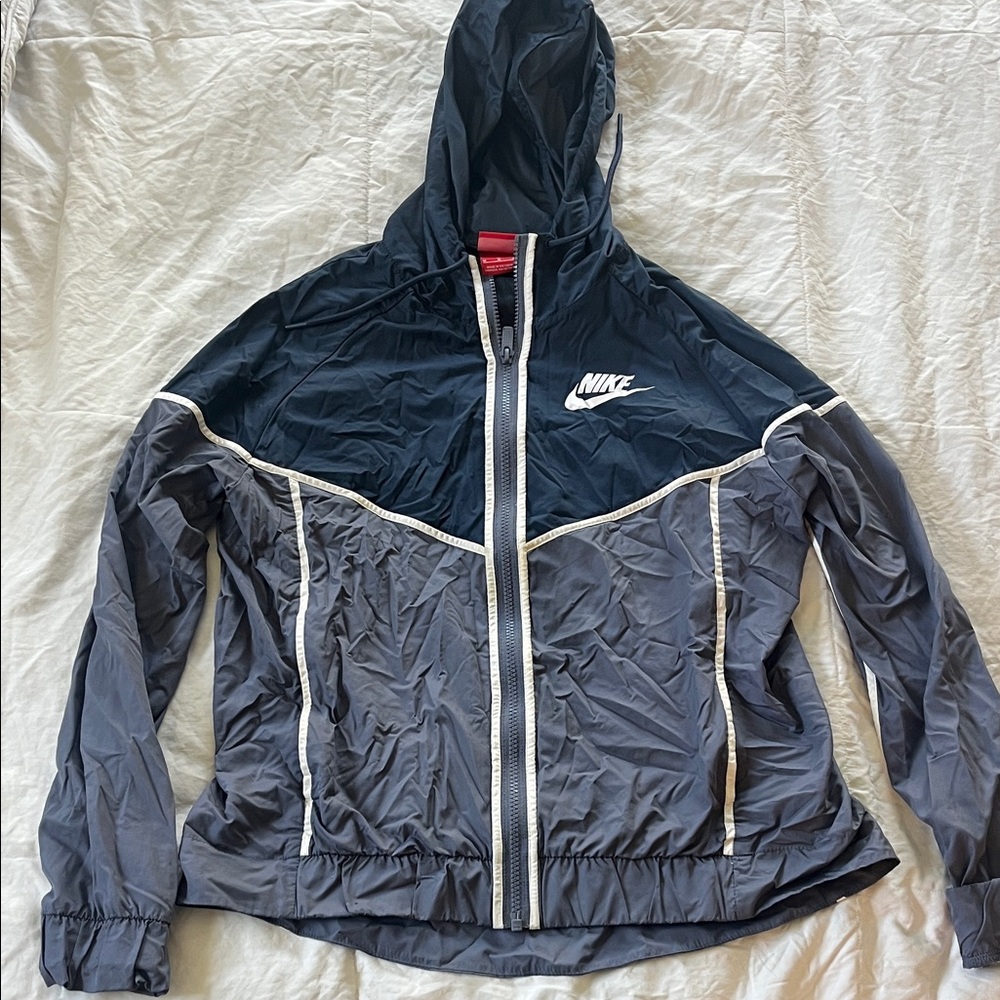 Nike Women's Black and Gray Utility Jacket